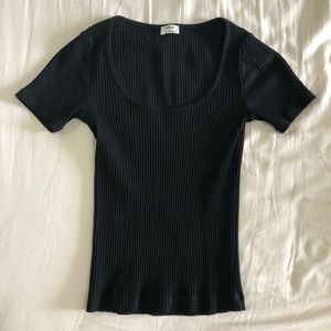 Aritzia Wilfred Ribbed Tee